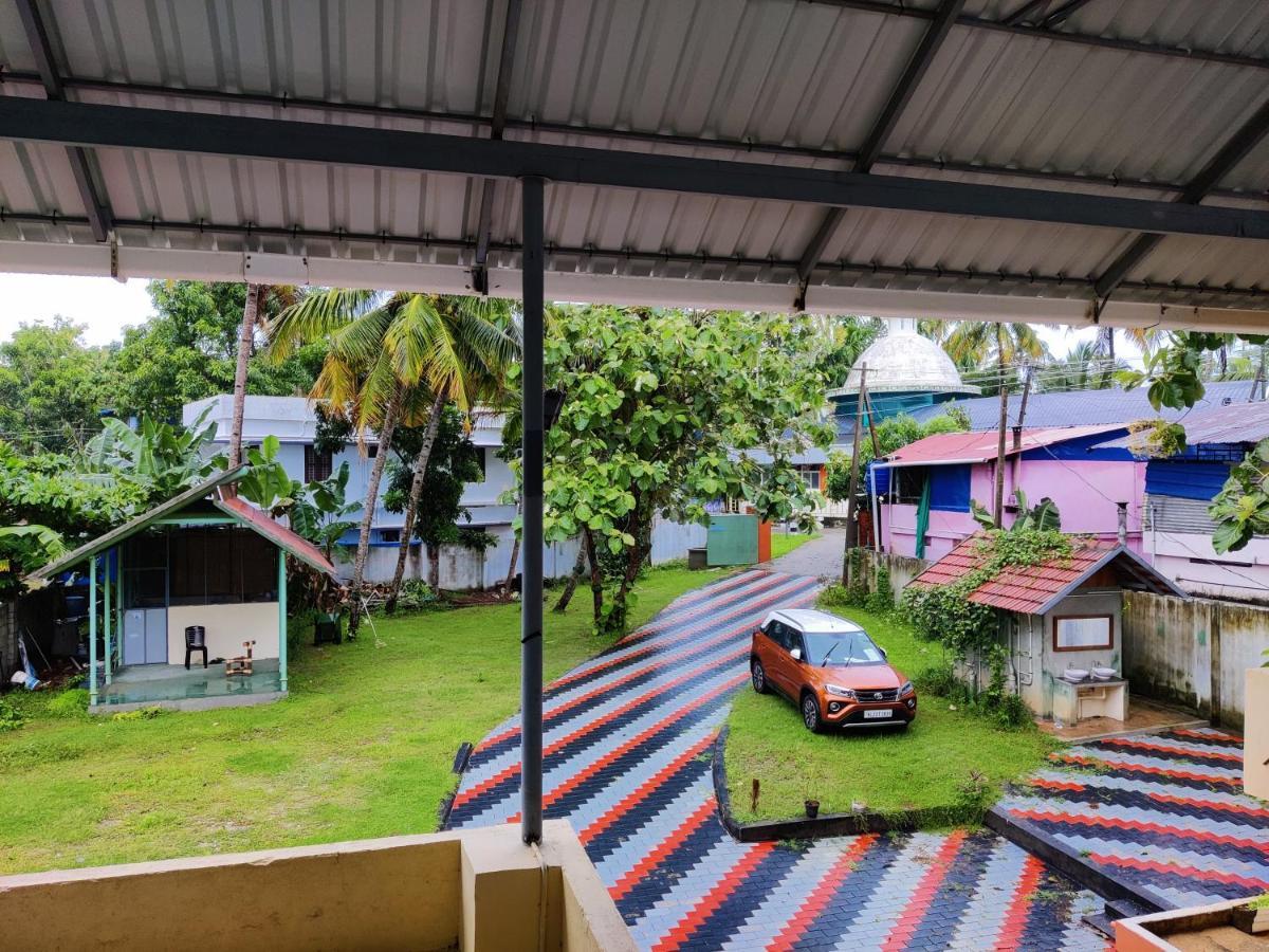 Apartamento Wind &Waves Kollam Exterior foto