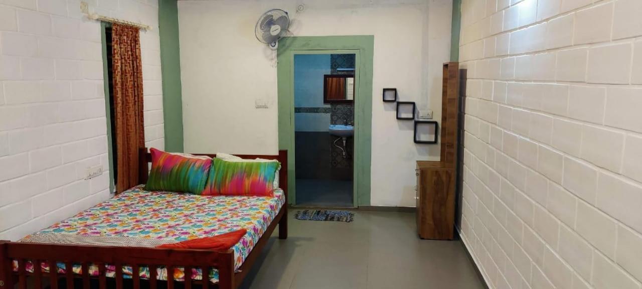 Apartamento Wind &Waves Kollam Exterior foto